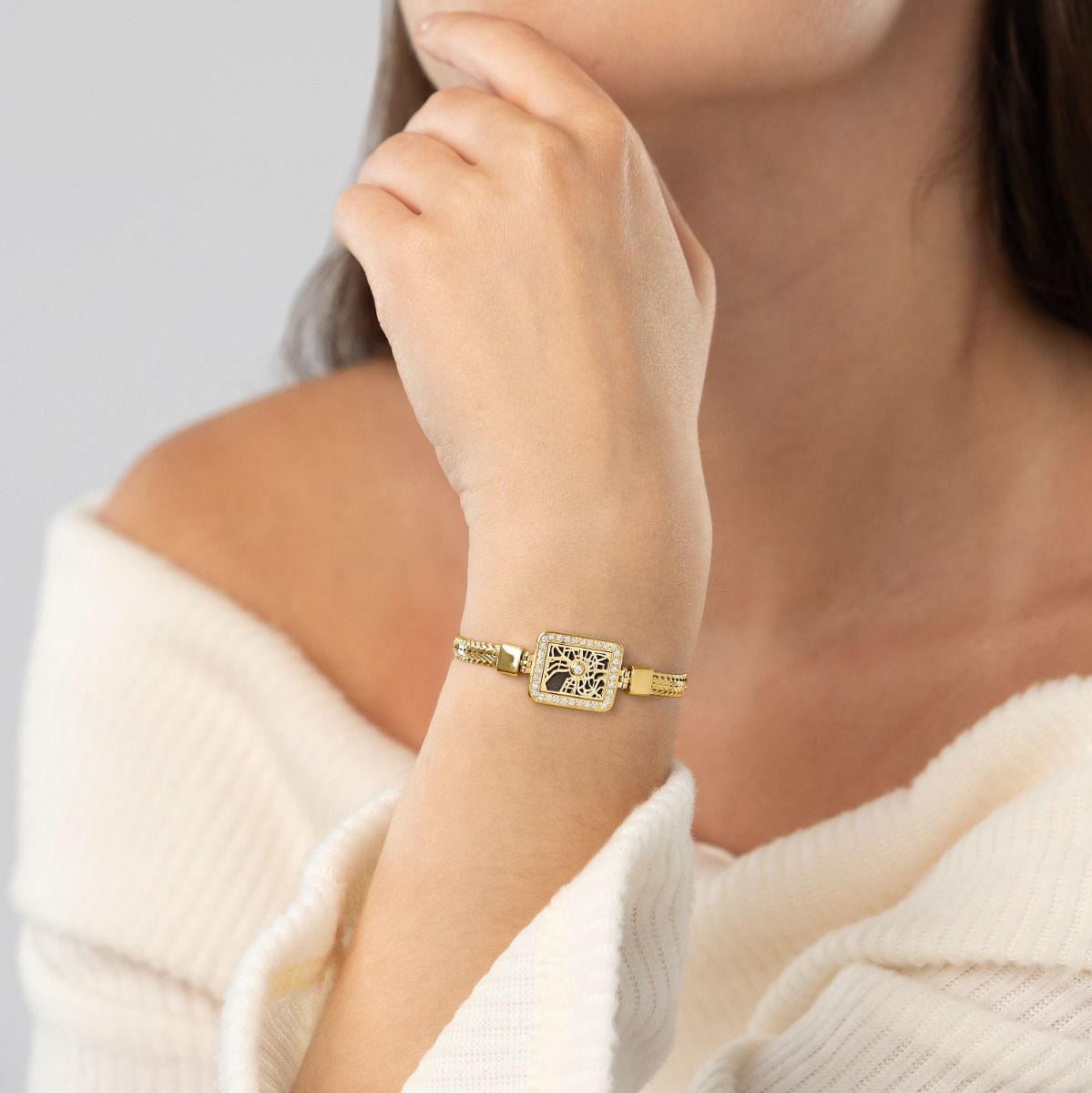 Treasured Spot Map Bracelet with Diamonds [18K Gold Plated]