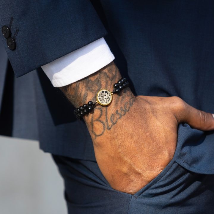 Black Onyx Map Men Bracelet [14 Karat Gold]