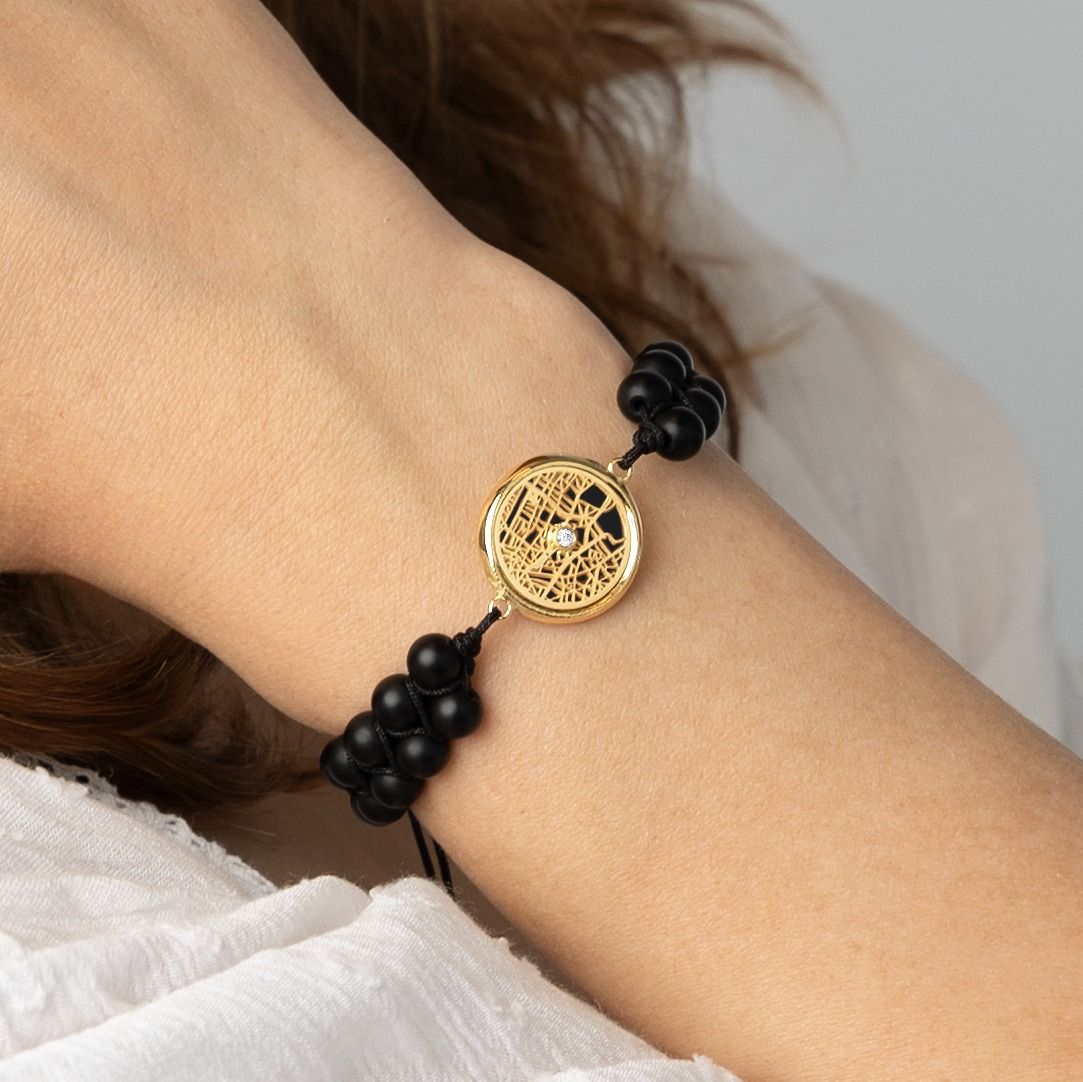 Black Onyx Silhouette Map Bracelet [14 Karat Gold]