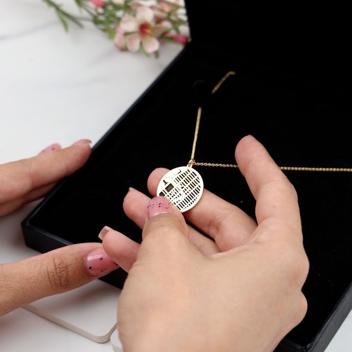 Memories Circle Map Silhouette Necklace [18K Gold Plated]
