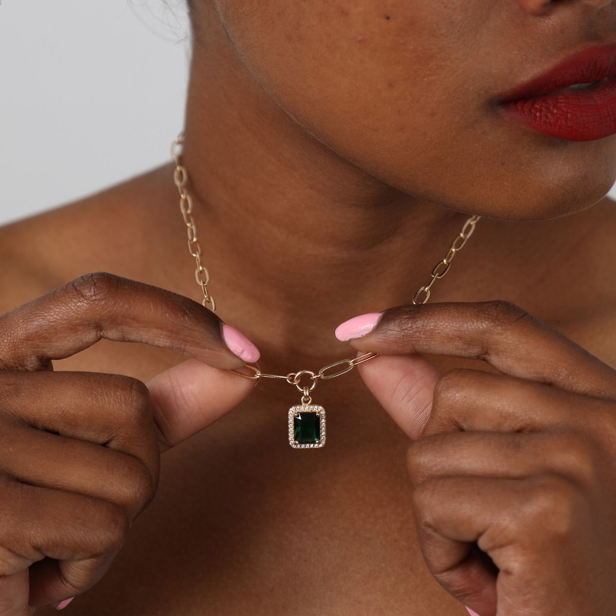 Green Halo Necklace