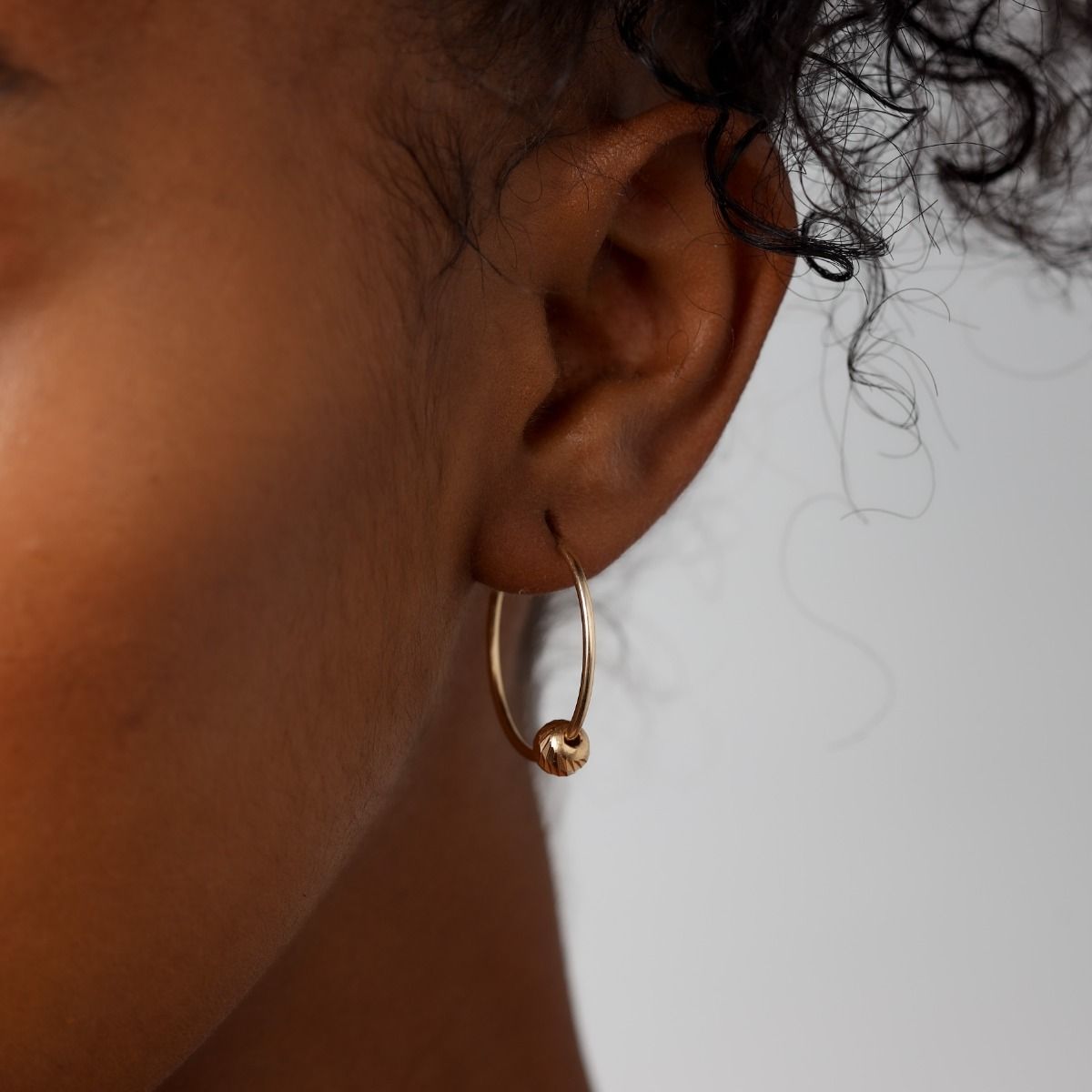 Ball Hoop Earrings [Twisted]