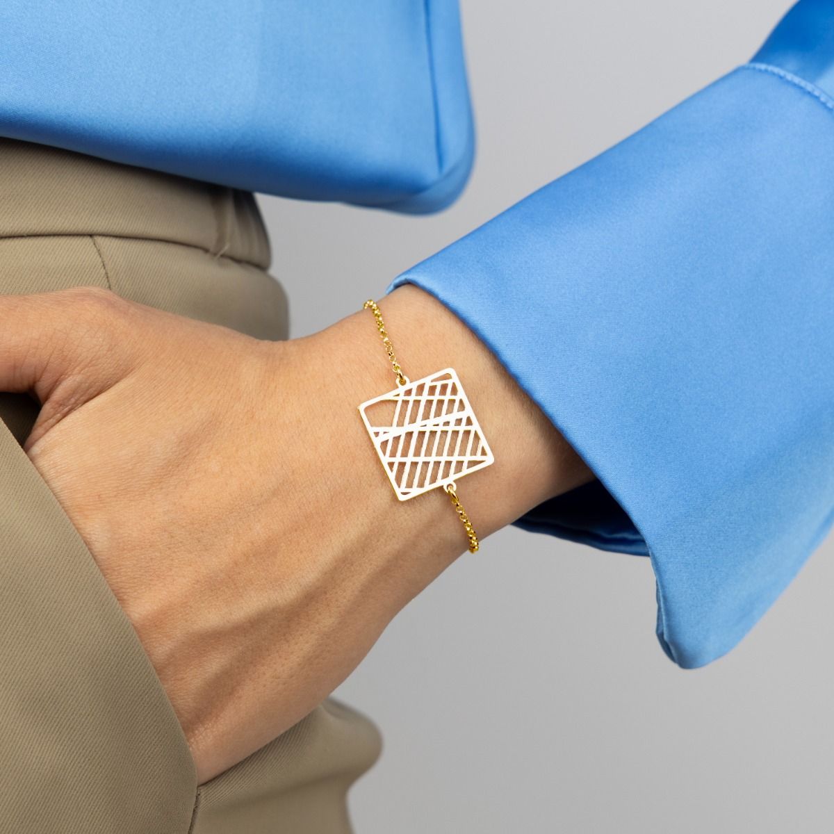 Treasured Spot Map Bracelet [14 Karat Gold]