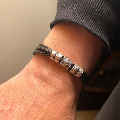 Men Brown Bracelet with Engraved Spheres in Silver